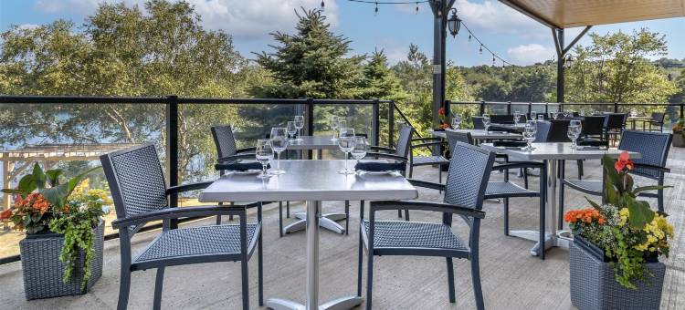 巧克力湖贝斯特韦斯特优质酒店(Best Western Plus Chocolate Lake Hotel)图片