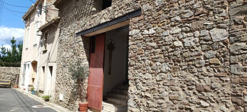 Olonzac Escape: Pool & Charm图片