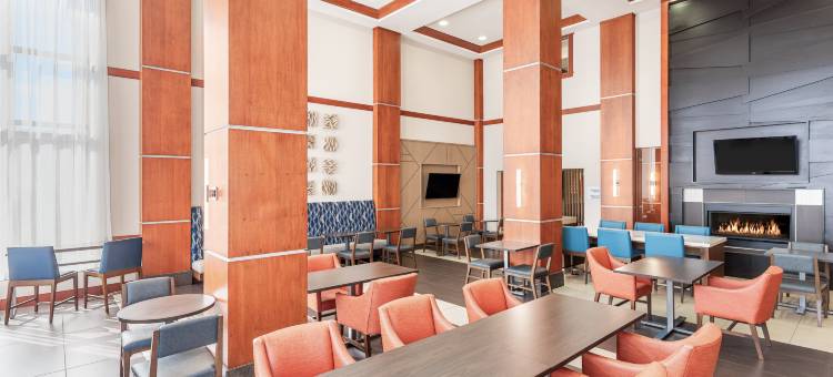 智选假日套房酒店爱丁堡(Holiday Inn Express & Suites Columbus Edinburgh)图片