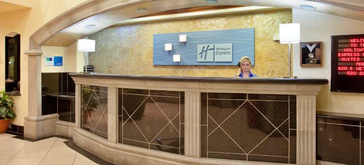 图森购物中心套房智选假日酒店(Holiday Inn Express & Suites Tucson Mall)图片