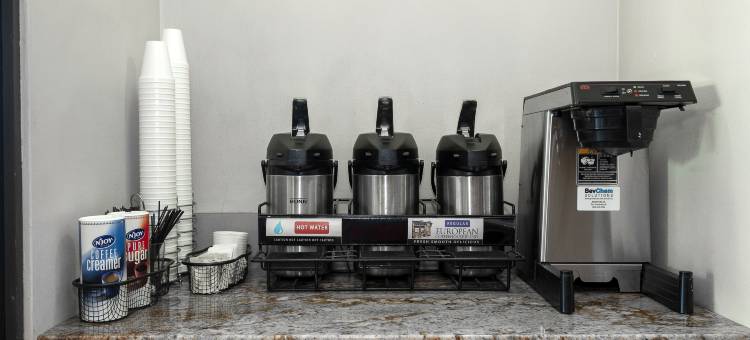 奥本红屋顶酒店(Red Roof Inn Auburn)图片