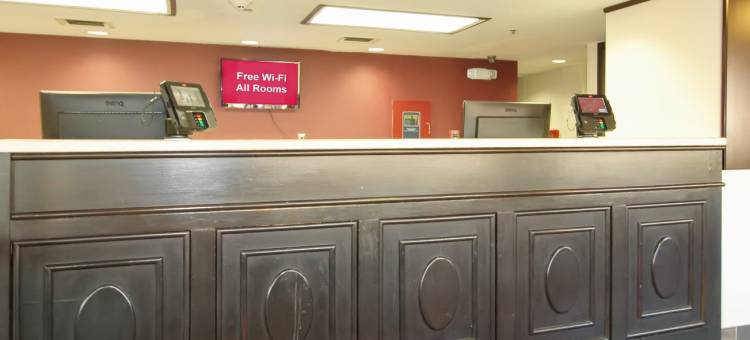 红顶PLUS+酒店-芝加哥霍夫曼庄园(Red Roof PLUS+ Chicago - Hoffman Estates)图片