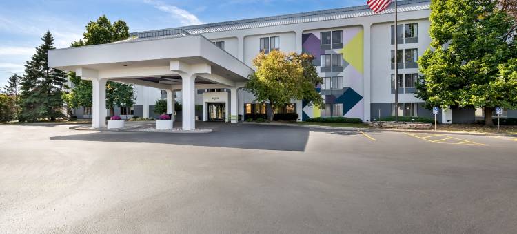 绿湾希尔顿spark酒店(Spark by Hilton Green Bay)图片