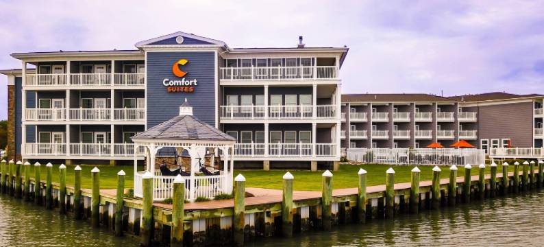 钦科蒂格岛海湾舒适套房度假村(Comfort Suites Chincoteague Island Bayfront Resort)图片
