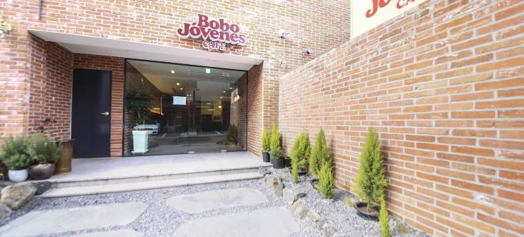 济州红色旅游酒店(Jeju the Red Hotel)图片