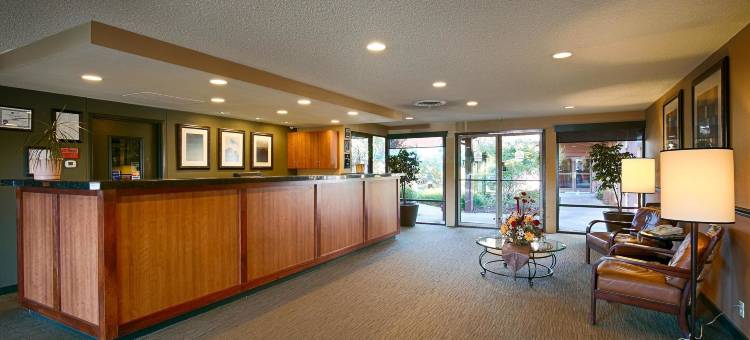 贝斯特韦斯特阳光岭酒店及会议中心(Best Western Sunridge Inn  Conference Center)图片