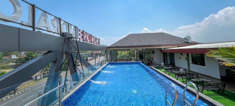 因陀罗卡天曼宫前一度假村(Front One Resort Indraloka Temanggung)图片