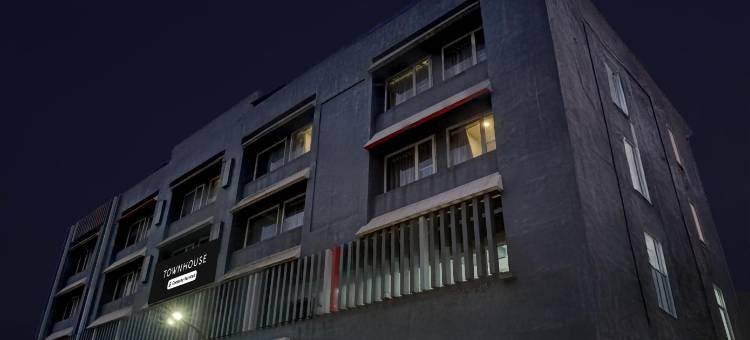 Townhouse Oak Pune Mandai Metro Station图片