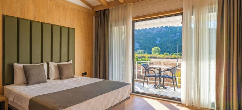 佩拉斯特花园酒店(Perast Garden Hotel)图片