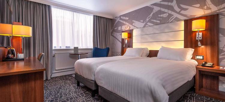 泰尔福特中心美居酒店(Mercure Telford Centre Hotel)图片