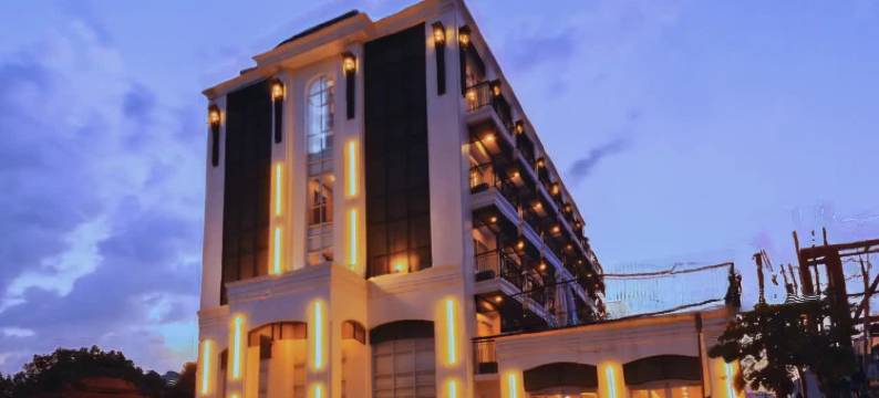 万荣乌多姆辛酒店(Thipphakone Vang Vieng Hotel)图片