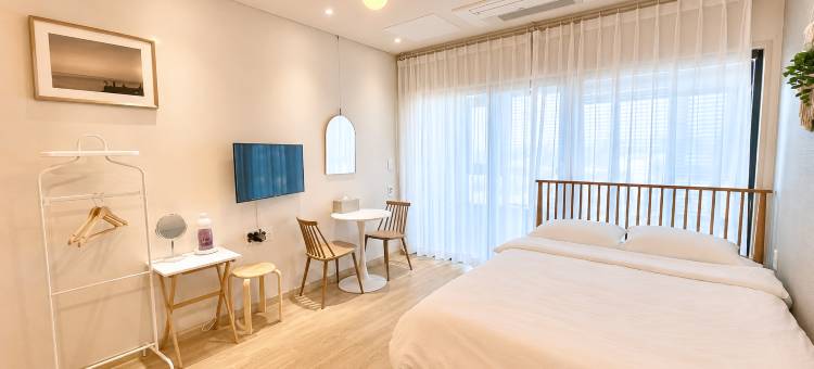 济州岛Feeling度假村(Jeju Blue Els Spa & Pool Pension)图片