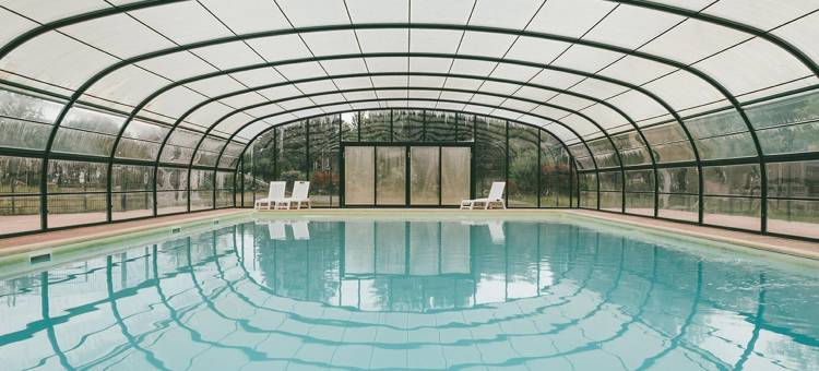 带泳池的科雷兹家庭小屋(Correze Family Cottage With Pool)图片