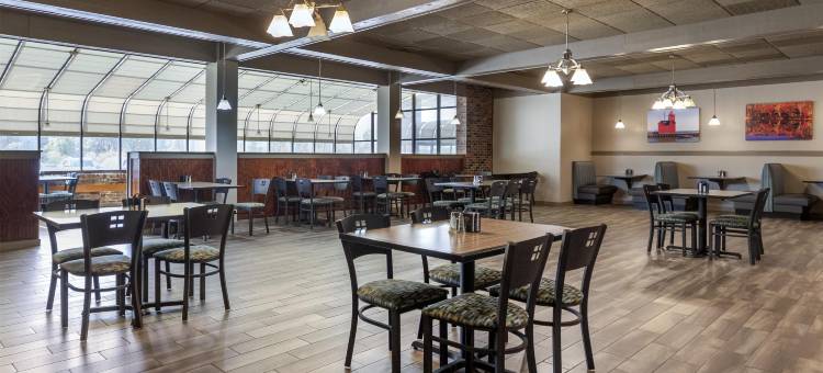 伍德赫文贝斯特韦斯特酒店(Best Western Woodhaven Inn)图片