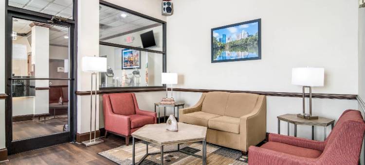 萨沃尼I-85凯艺酒店(Quality Inn Suwanee I-85)图片