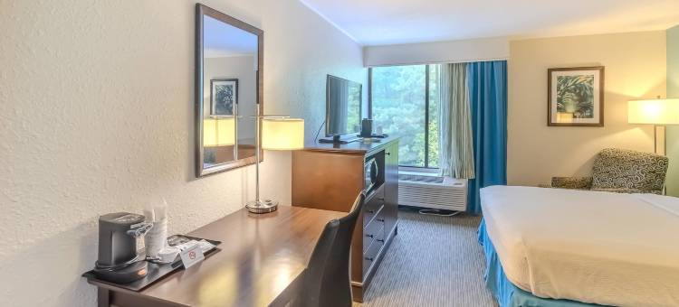 品质酒店及套房(Quality Inn & Suites)图片