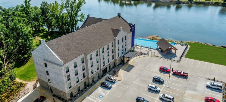 舒眠旅馆及套房萨凡纳田纳西河畔(Sleep Inn & Suites Savannah Tennessee Riverfront)图片