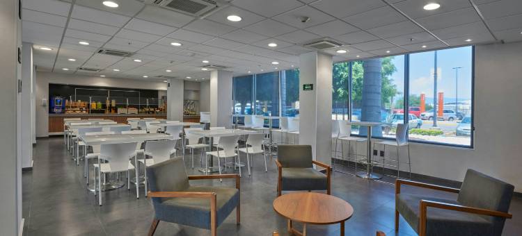 提瓦坎万豪城市快捷酒店(City Express by Marriott Tehuacan)图片