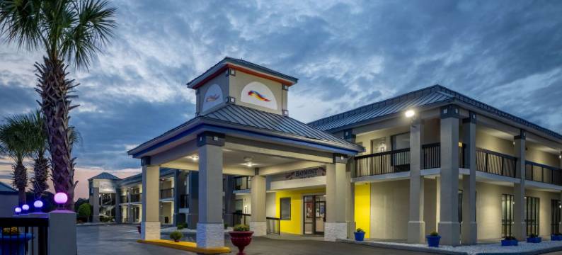 卡温顿温德姆呗盟酒店(Baymont by Wyndham Covington)图片