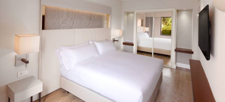 伊斯兰蒂亚海滩高尔夫度假村希尔顿逸林酒店(DoubleTree by Hilton Islantilla Beach Golf Resort)图片
