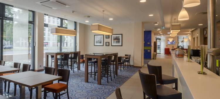 法兰克福市中心希尔顿欢朋酒店(Hampton by Hilton Frankfurt City Centre Messe)图片