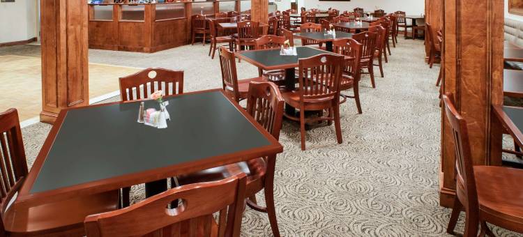 弗雷德里克斯堡克拉丽奥套房酒店及会议中心(Clarion Hotel & Suites - Convention Center Fredericksburg)图片