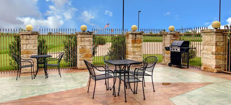 舒适套房酒店(Comfort Inn & Suites)图片