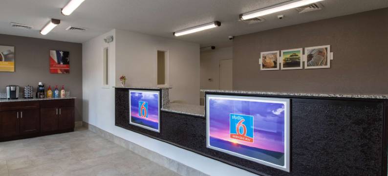 南卡罗莱纳格林维尔 - I-85 市中心附近 6 号汽车旅馆(Motel 6 Greenville, SC - I-85 Near Downtown)图片