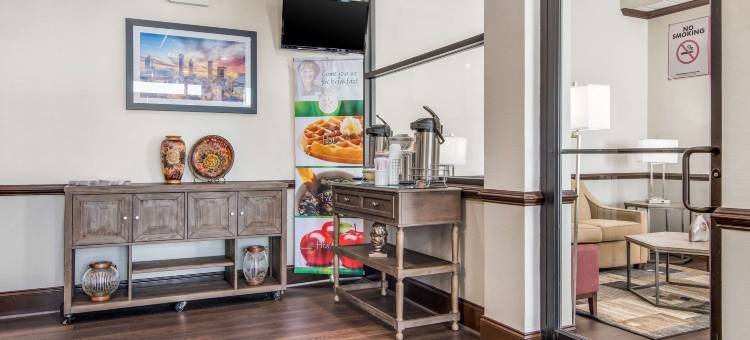 萨沃尼I-85凯艺酒店(Quality Inn Suwanee I-85)图片