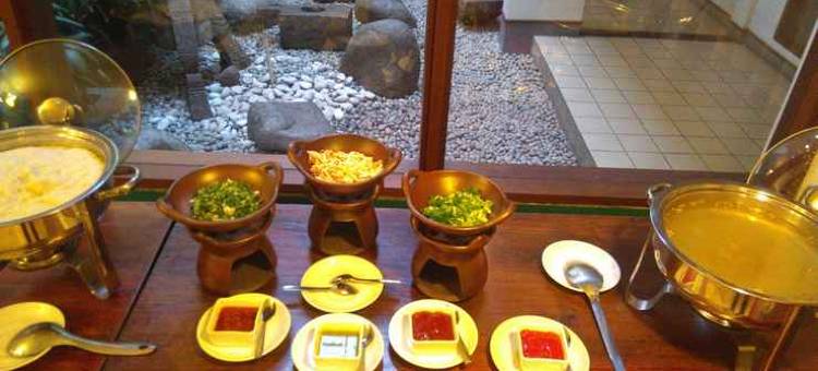 考恩英酒店(Koening Hotel Cirebon)图片