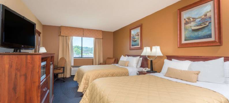 温德姆卡特利茨堡/阿什兰华美达酒店(Ramada by Wyndham Catlettsburg/Ashland)图片