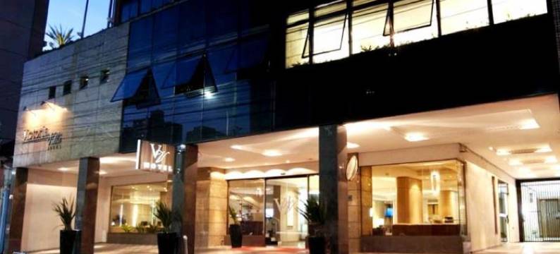 由纳赛母公司经营的维多利亚别墅库里提巴酒店(Hotel Victoria Villa Curitiba by Nacional Inn)图片