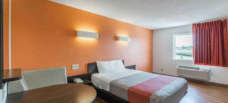 Motel 6 Omaha, NE - Central图片