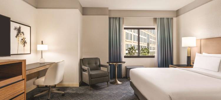 坦帕落基点海滨希尔顿逸林酒店(DoubleTree by Hilton Tampa Rocky Point Waterfront)图片