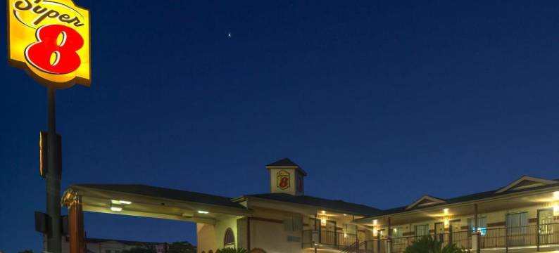 乡村酒店及套房 - 纽布朗费尔斯/ 格鲁恩(Hill Country Inn & Suites - New Braunfels / Gruene)图片