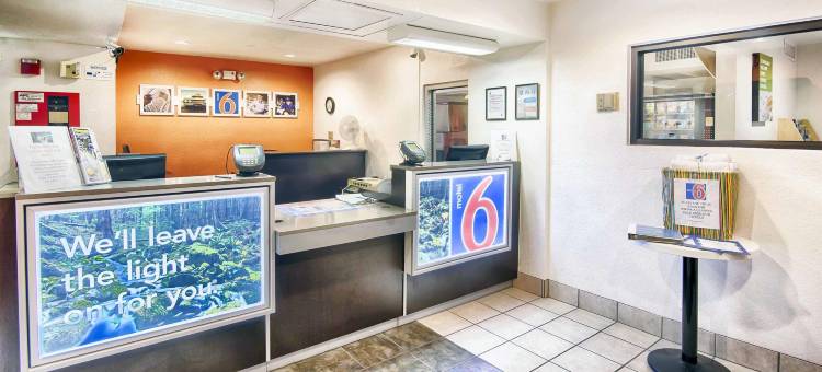 马默斯莱克斯6号汽车旅馆(Motel 6 Mammoth Lakes, CA)图片