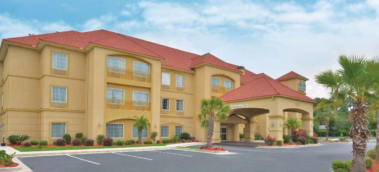 萨凡纳机场普勒拉昆塔温德姆套房酒店(La Quinta Inn & Suites by Wyndham Savannah Airport - Pooler)图片