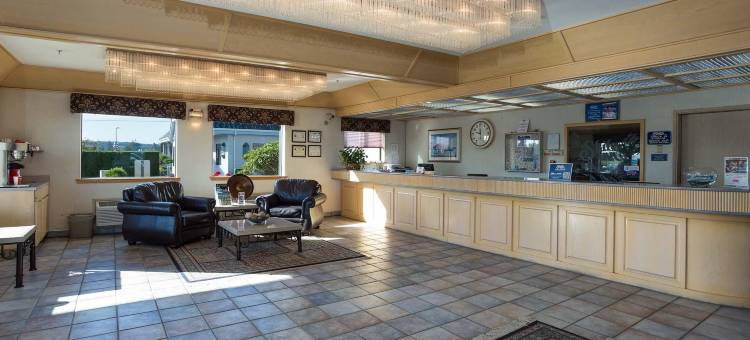 沃伦顿希洛套房酒店(Shilo Inn Suites Warrenton)图片