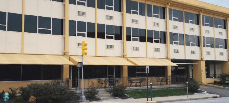 印第安纳波利斯市中心拉昆塔温德姆套房酒店(La Quinta Inn & Suites by Wyndham Indianapolis Downtown)图片