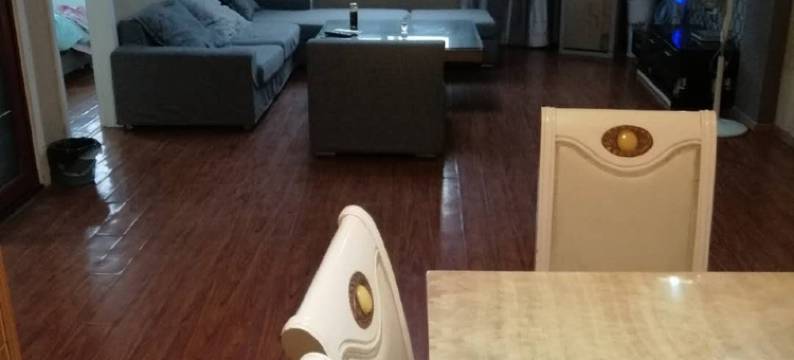 张小鸡和王小Y公寓(翰飞路分店)图片