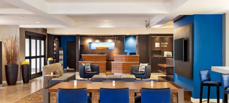 休斯顿舒格兰/斯塔福万怡酒店(Courtyard Houston Sugar Land/Stafford)图片