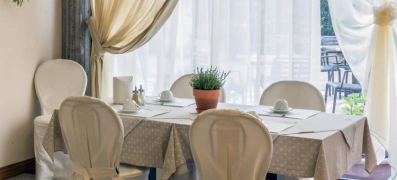 波斯托伊纳酒店(Hotel Postumia)图片