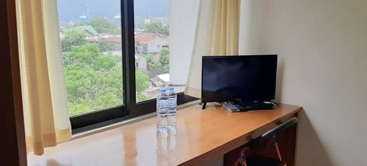 红多兹Plus酒店@比通市中心(RedDoorz Plus @ Bitung City Center)图片