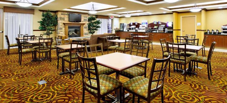 智选假日套房酒店弗雷斯诺西北，赫恩登(Holiday Inn Express & Suites Fresno Northwest-Herndon)图片