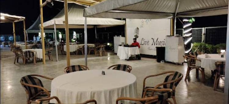 阿克巴尔斯基纳拉酒店(Akbars Kinara)图片