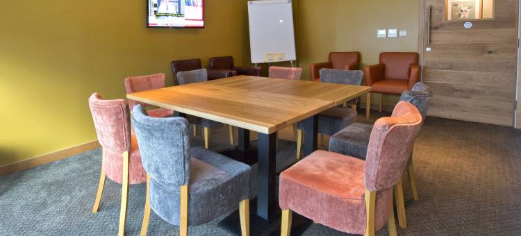 普瑞米尔客栈伦敦阿克斯桥酒店(Premier Inn London Uxbridge)图片