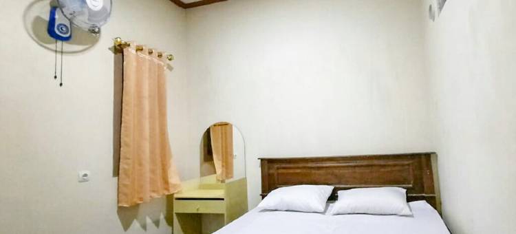 Central House Karimunjawa Mitra RedDoorz图片