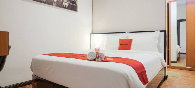 红多兹酒店-近棉兰皇家普里玛医院2号(RedDoorz Near RS Royal Prima Medan 2)图片