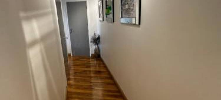 Two Bed Apartment with Balcony Slough,Windsor,Legoland图片