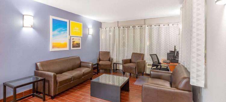 夏洛茨维尔大学区戴斯酒店(Days Inn by Wyndham Charlottesville/University Area)图片